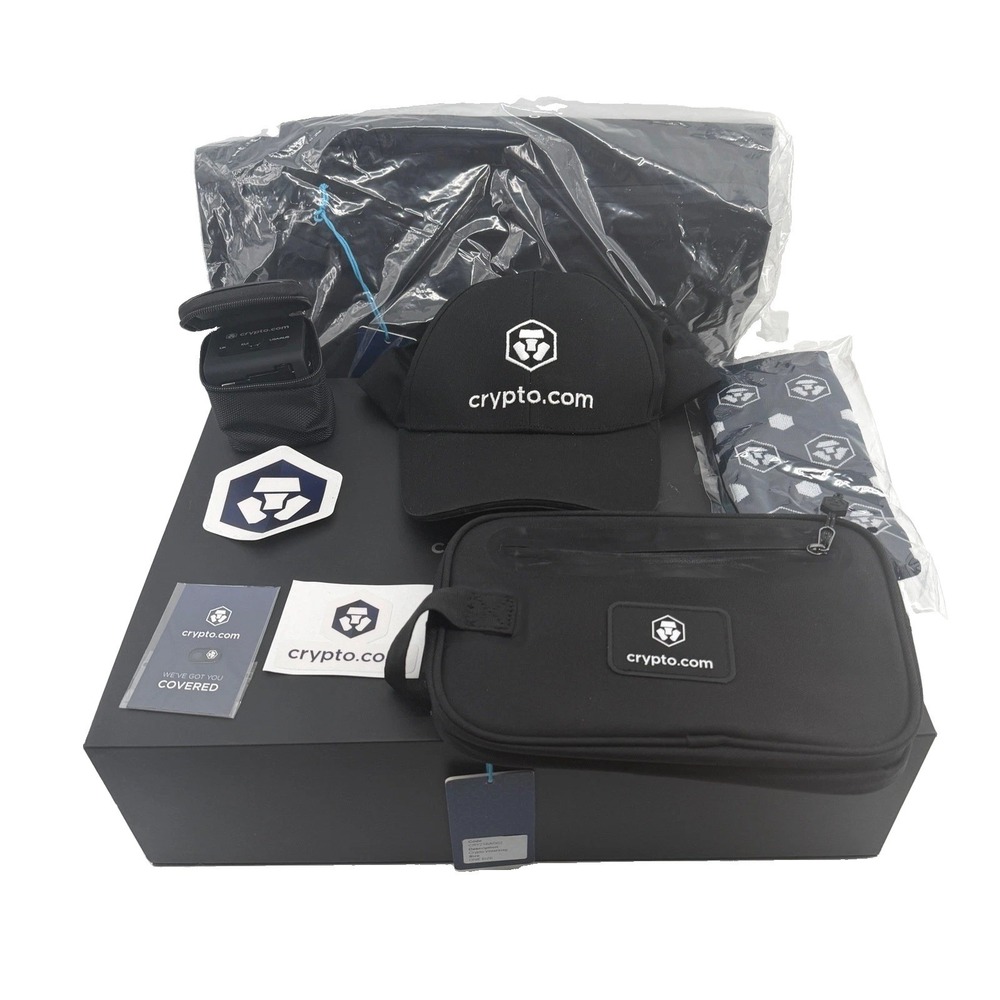 Crypto.com VIP Welcome Box Incl. XL Black Jacket Hat Adapter Bag Stickers NEW